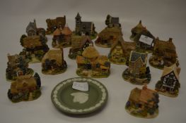 Collection of Nineteen Lilliput Lane Cottages and Buildings