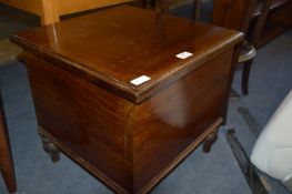 Victorian Mahogany Commode with Potty