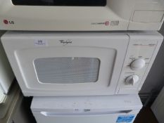 Whirlpool 850W Microwave