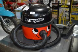 *HENRY MICRO HI-FLO VACUUM