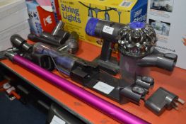 *DYSON V6 ABSOLUTE VACUUM