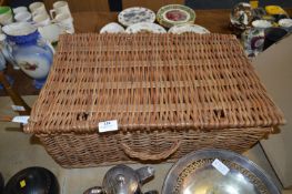 Cane Picnic Case and Contents of Drinking Glassware