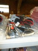 *Pair of Ice Skates Size: 11-13.5