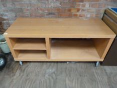 *Mobile TV / Home Media Stand