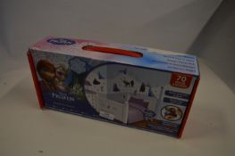 *DISNEY FROZEN ROOM DECOR KIT