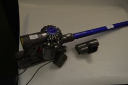 *DYSON V6 FLUFFY VACUUM