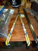 Long Handled Hedge Sheers