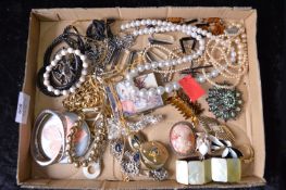 Tray Lot of Costume Jewellery