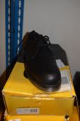 *Pair of Black Leather Safety Shoes Size: 7