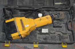 Rigmaster 240V Road Breaker with Case