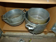 Aluminium Pans and Colander