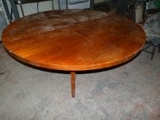 *Circular Banqueting Table