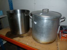 Large Aluminium Saucepan with Cover and a Stainless Steel Pan