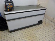 17cbf Display Freezer (AF)