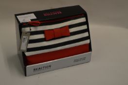 *KENNETH COLE REACTION COSMETICS BAG