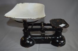 Set of Cast Iron Scales with Enamel Tray