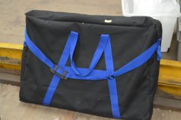 *Exhibition Screen with Carry Case