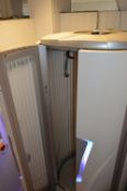 *Luxura by Harpo Model:MP3 Vertical Tanning Cabinet - 700 Hours of use