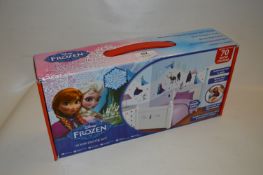 *Disney Frozen Room Decor Kit