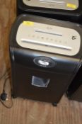 *Five Star Large Capacity Paper, Credit Card and CD Shredder
