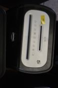 *Five Star Large Capacity Paper, Credit Card and CD Shredder