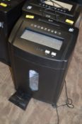 *Five Star Large Capacity Paper, Credit Card and CD Shredder