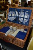 Cane Picnic Case Set