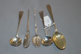 5 Assorted Silver Teaspoons - 56 Grams