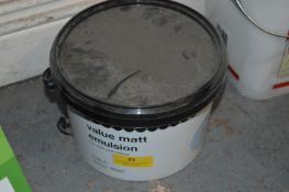 *2.5L of Vinyl Matt Emulsion (Pale Blue)