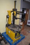 *Bradbury Type:W5303 Tyre Changer, Date of Manufacture: 2015, Serial No. 815043083