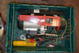 Clarke Strongarm Electric Hoist Model:CH4000B