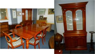 Waring & Gillow Extending Dining Table with Four Diners, Two Carvers and a Matching Victorian