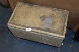 Pine Stool with Lift Up Lid