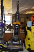 Dyson DC33 Vacuum Cleaner