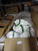 *Twenty Two Precision Cordino Size: 3 Footballs (Green & White)