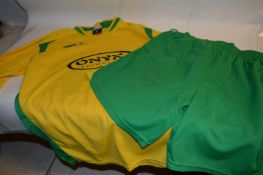 *Sixteen Macron Adults Football Kits (Yellow & Green)