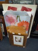 Quantity of Assorted Picture and Poster Clip Frame