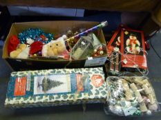 Christmas Decorations; Baubles, Christmas Tree, La