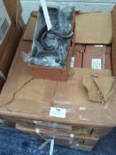 Three Cartons 180 HK2018 Square Base Iron Coat Hoo