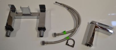 1 x VP Waterfall Bath & Basin Mixer Taps - Ref: DSY149 - CL190 - Location: Altrincham WA14
