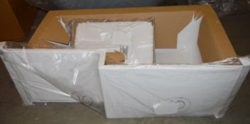 1 x Boston Right Hand L Shape Bath - Includes Side Panels - High Quality Acrylic Finish -