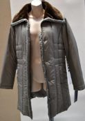 1 x Steilmann Kirsten Quilted Womens Winter Coat / Jacket - Size 12 - CL210 - Ref SC2070 - Location: