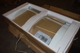 1 x Vogue Bathrooms Sulis Single P SHaped Bath Screen - 6mm Clear Glass and Polished Chrome -