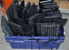 24 x Wired Computer Keyboards - Brands Include Lenovo and Microsoft - CL400 - Ref JP273 -
