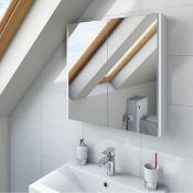 1 x Smart Plan White Mirrored Bathroom Cabinet -  Unused Stock - CL190 - Ref BOLT049 - H600 x W600 x