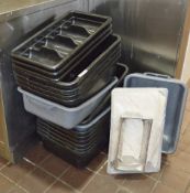 1 x Collection of Cutlery Trays and Wash Bowls - Includes Approx 18 Items - CL350 - Ref 019 -