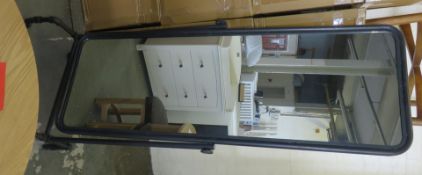 1 x Atkin and Thyme Industrial Floor Mirror on Casters - New/Boxed - CL185 - Ref: DSYATM - Location: