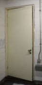 1 x Internal Door With Lock, Handles and Hinges - Ref 110 - More Pictures, Dimensions &