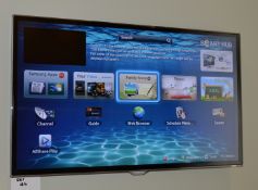 1 x Samsung 40 Inch 1080p HD Smart LED Television - Model UE40ES5500 - Includes Wall Bracket and