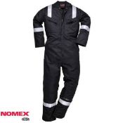 1 x Nomex Comfort Coverall Navy Medium Reg - CL185 - Ref: PF/NOMCOV/NVY/MR/P3 - New Stock - Location
